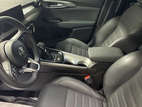 Used 2024 Alfa Romeo Tonale Ti w/ Active Assist Package image 9