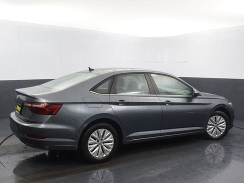 Used 2020 Volkswagen Jetta S image 4