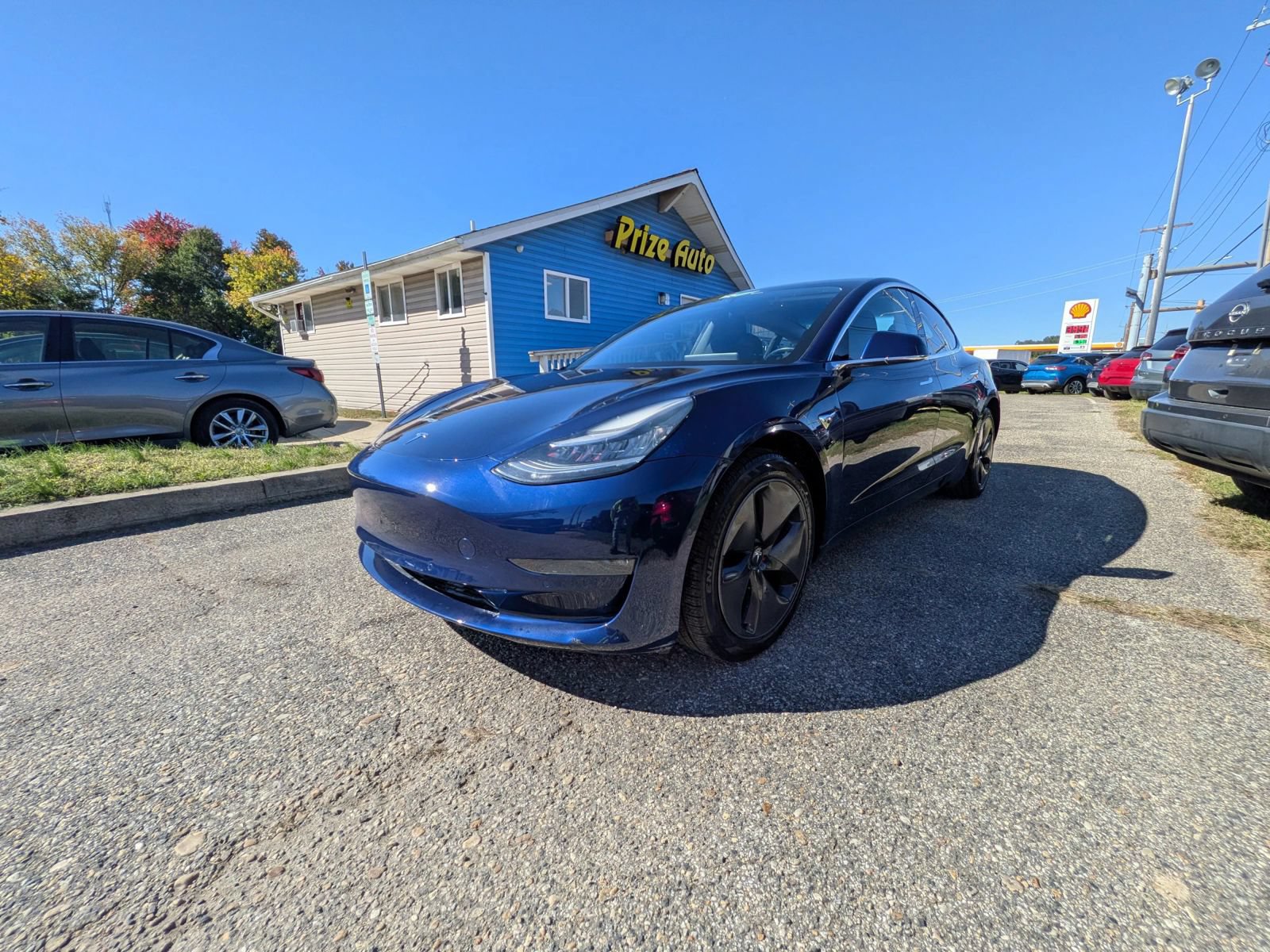 Used 2018 Tesla Model 3 Long Range AWD/4WD image 2