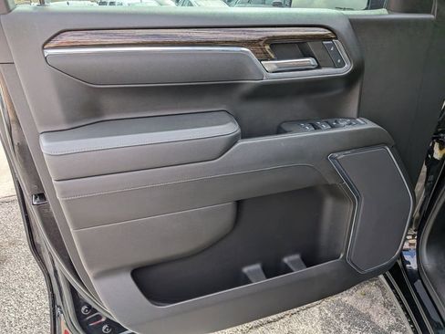 Certified 2024 GMC Sierra 1500 Elevation AWD/4WD image 10