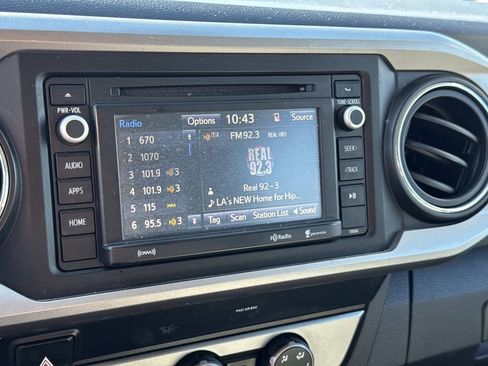 Used 2019 Toyota Tacoma SR5 image 24