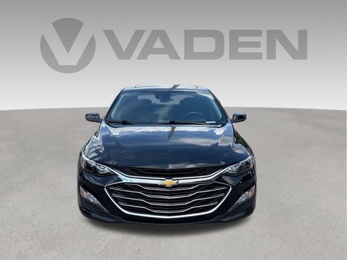 Used 2024 Chevrolet Malibu LT FWD image 2