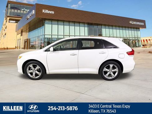 Used 2009 Toyota Venza image 4
