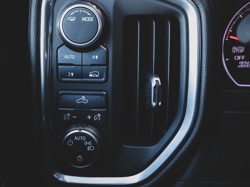 Used 2020 Chevrolet Silverado 1500 LT w/ All-Star Edition image 9