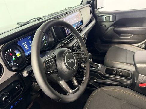 Used 2025 Jeep Wrangler Unlimited Sport S 4xe AWD/4WD image 23