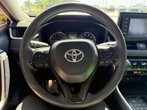 Certified 2019 Toyota RAV4 XLE AWD/4WD image 8