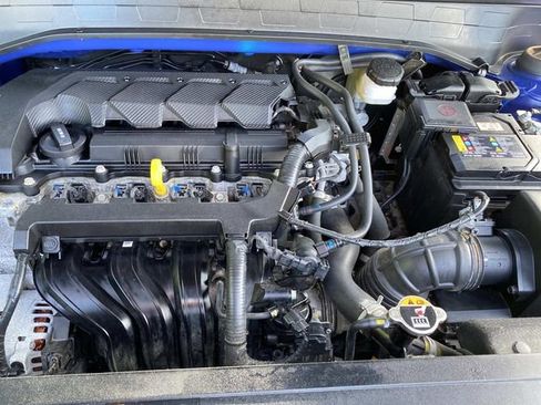 Used 2023 Hyundai Venue SEL w/ Cargo Package FWD image 29