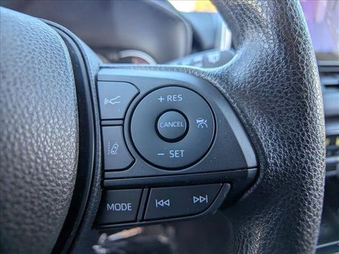 Used 2023 Toyota RAV4 LE image 25