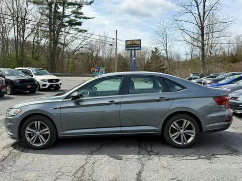 Used 2019 Volkswagen Jetta R-Line image 5