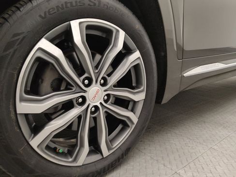 Used 2019 GMC Terrain Denali w/ Advanced Safety Package image 31