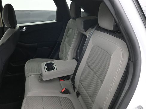 Used 2020 Ford Escape SE image 28