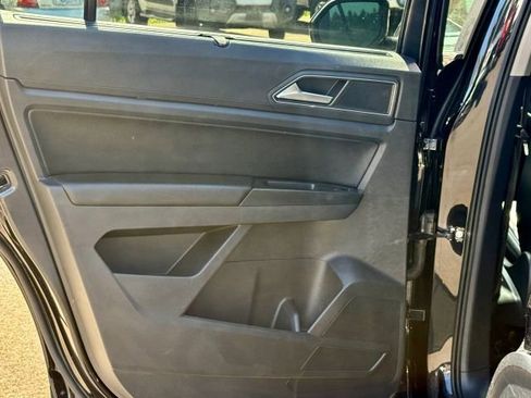 Used 2018 Volkswagen Atlas SE AWD/4WD image 17