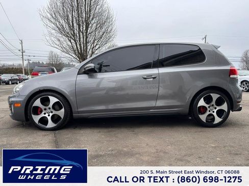 Used 2011 Volkswagen GTI 2-Door image 4