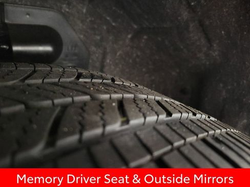 Used 2024 Nissan Rogue SL w/ SL Premium Package FWD image 11