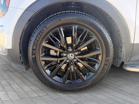 Used 2021 Kia Telluride SX w/ SX Prestige Package AWD/4WD image 9