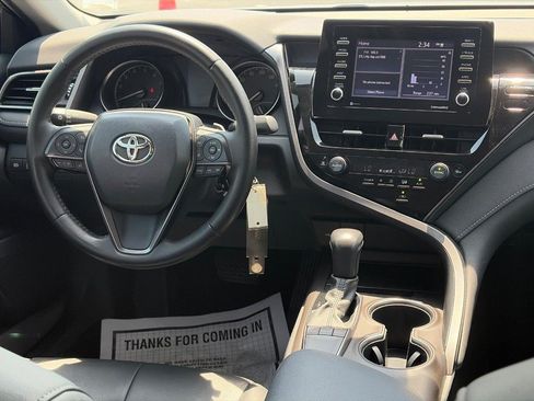 Used 2023 Toyota Camry SE FWD image 12