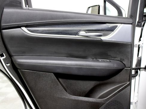 Used 2024 Cadillac XT5 Premium Luxury image 36