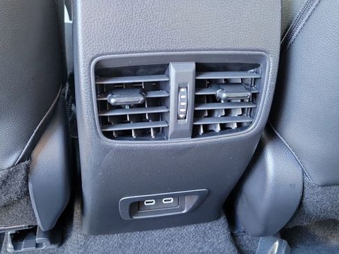 Used 2024 Toyota Corolla Cross AWD Hybrid w/ Convenience Package image 25