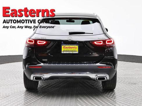 Used 2021 Mercedes-Benz GLA 250 4MATIC image 6