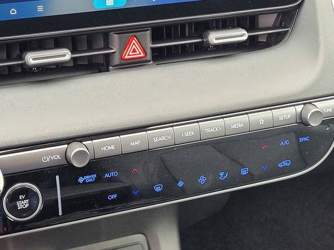 Certified 2026 Hyundai Ioniq 5 SEL RWD image 26