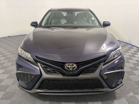 Certified 2022 Toyota Camry SE w/ Convenience Package FWD image 3
