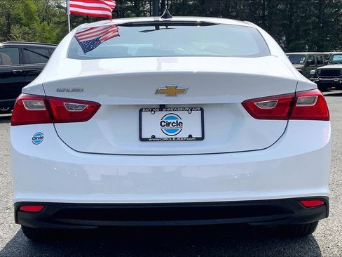 Used 2023 Chevrolet Malibu LS FWD image 4