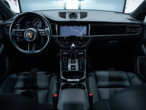 Used 2022 Porsche Macan S image 20