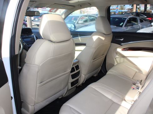 Used 2015 Acura MDX FWD image 13