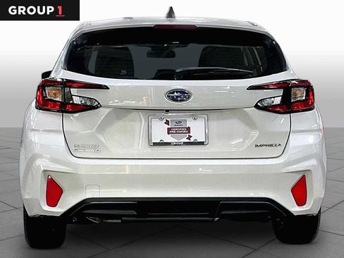 Used 2025 Subaru Impreza 2.0i AWD/4WD image 5