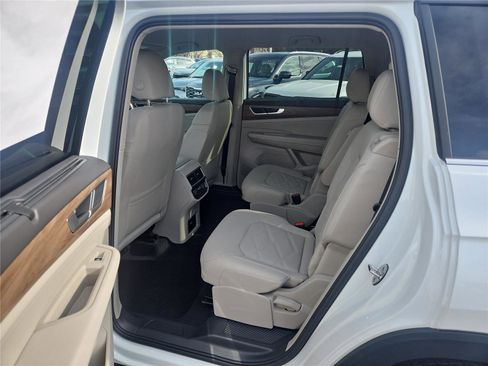 New 2026 Volkswagen Atlas SE image 23