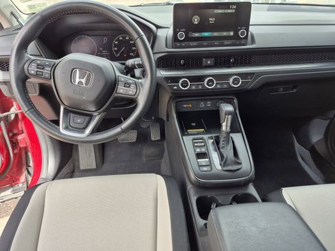 Used 2023 Honda CR-V EX image 17