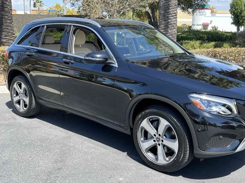 Used 2018 Mercedes-Benz GLC 300 4MATIC image 40