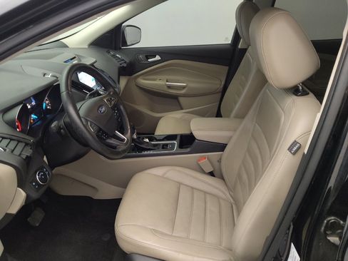 Used 2017 Ford Escape Titanium image 17