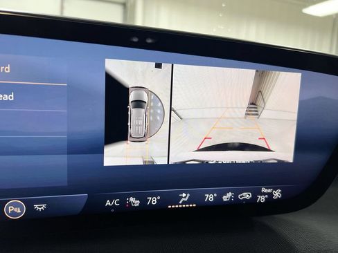 Used 2025 Buick Enclave Preferred w/ Power Package AWD/4WD image 15