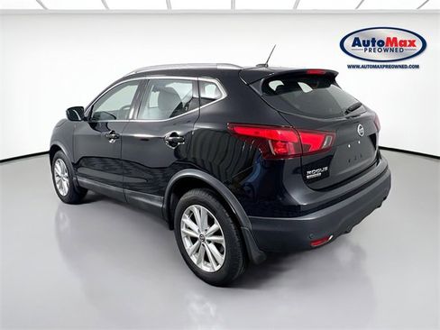 Used 2019 Nissan Rogue Sport SV image 5
