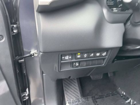 New 2026 Toyota Tundra Limited AWD/4WD image 31