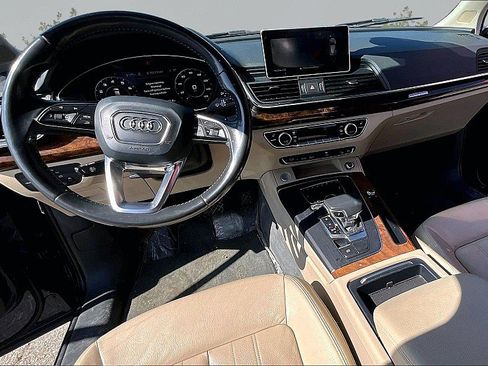 Used 2018 Audi Q5 2.0T Premium Plus w/ Premium Plus Package AWD/4WD image 7