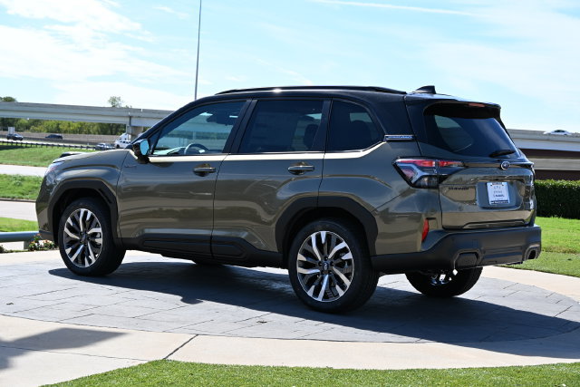 New 2026 Subaru Forester Touring AWD/4WD image 5