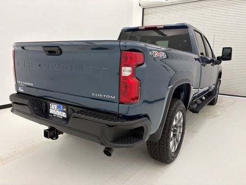 New 2026 Chevrolet Silverado 2500 Custom AWD/4WD image 17