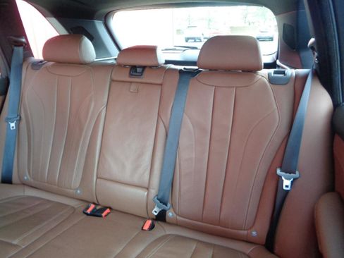 Used 2017 BMW X5 xDrive35i w/ Premium Package image 9