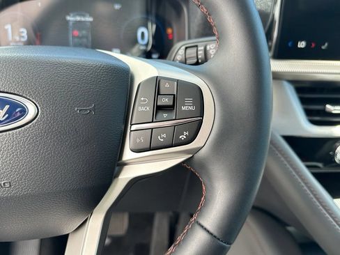 New 2026 Ford Explorer Active AWD/4WD image 10