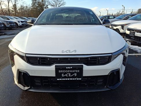 New 2026 Kia K4 GT-Line w/ GT-Line Sunroof Package FWD image 2