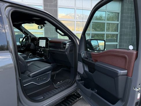 Used 2021 Ford F150 Lariat w/ Equipment Group 502A High AWD/4WD image 17