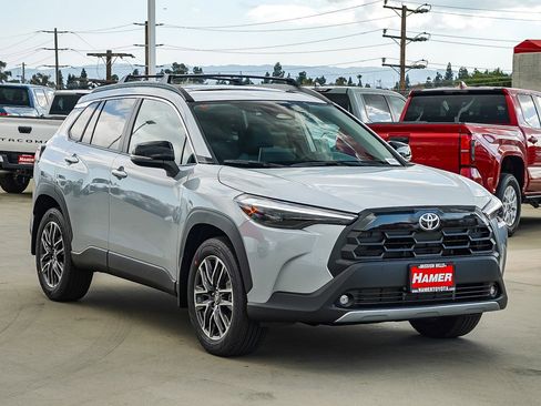New 2026 Toyota Corolla Cross XLE image 3