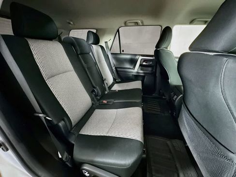Used 2018 Toyota 4Runner SR5 RWD image 32