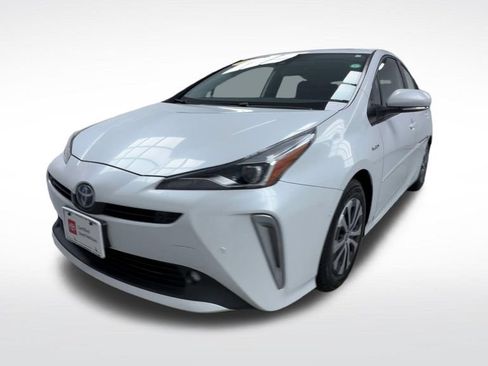 Certified 2022 Toyota Prius XLE w/ Advanced Technology Package AWD/4WD image 4