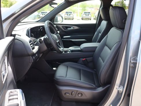 New 2026 Chevrolet Traverse LT AWD/4WD image 13