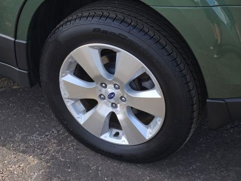 Used 2011 Subaru Outback 3.6R Limited w/ PWR Moonroof Pkg image 14