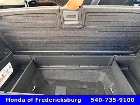 Certified 2025 Honda Pilot Elite image 25