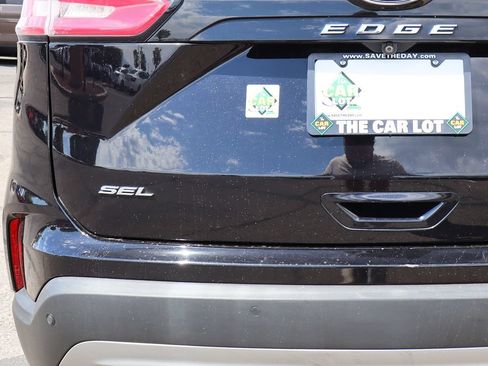 Used 2021 Ford Edge SEL w/ Cargo Accessory Package AWD/4WD image 19